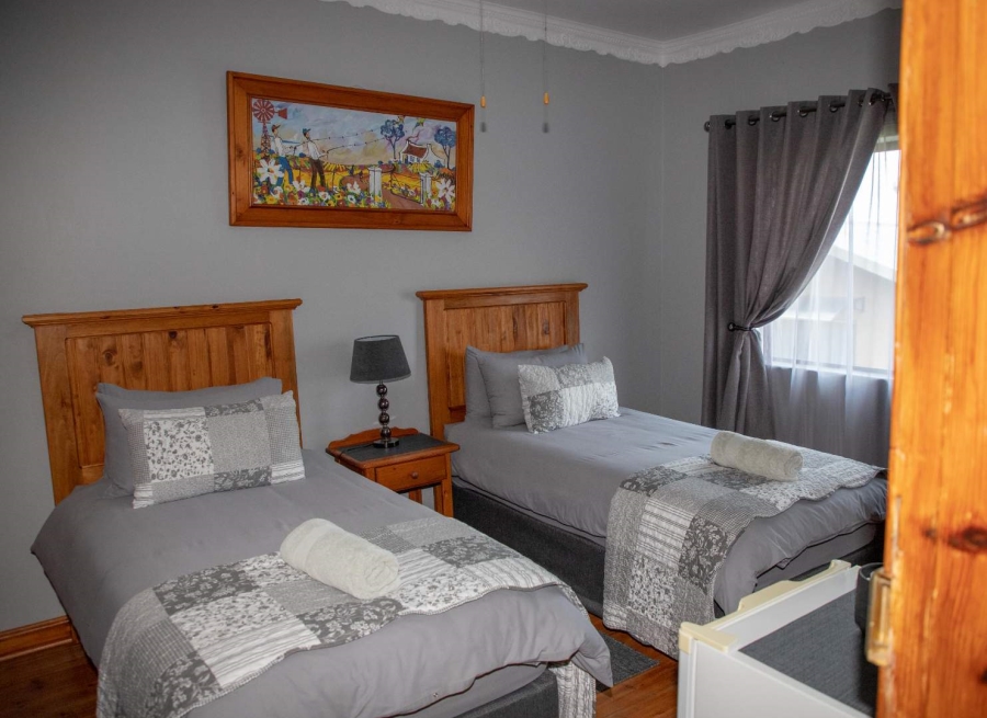 18 Bedroom Property for Sale in Heilbron Free State